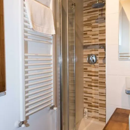 Lasi House Apartment *